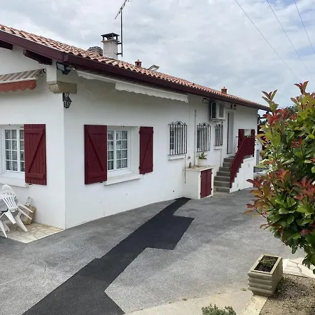 Дом отдыха Mendi Bichta *